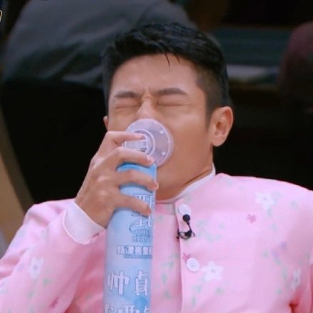 撒贝宁吸氧表情包2.0GIF动图