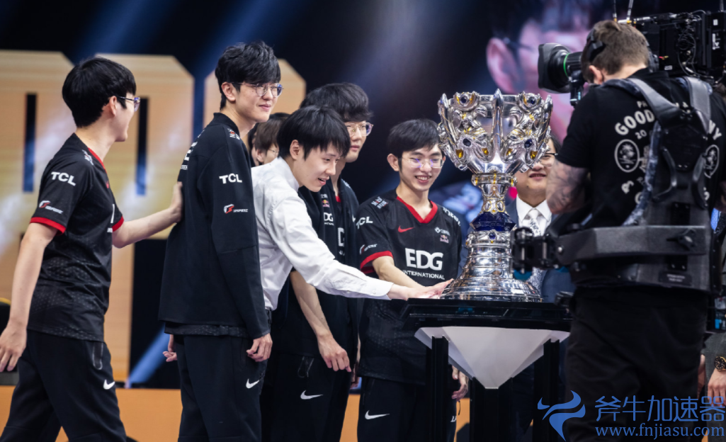 lol哪个区人多？（英雄联盟大区人数榜）(lol哪个区人多一些)