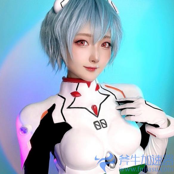 笑容甜美，身材热辣迷人！岛国美女COSER  