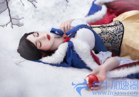 COSPLAY图赏：德妹COS《迪士尼》白雪公主 白到发光的纤腰美女(率土之滨COSplay)