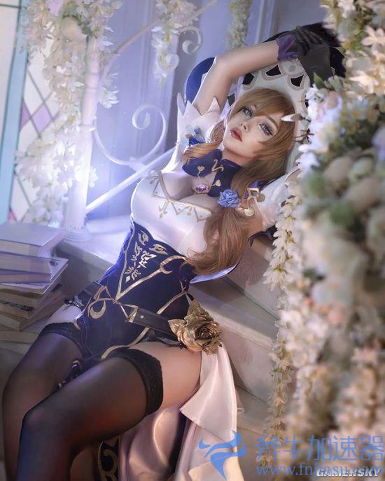 COSPLAY图赏：德妹COS《迪士尼》白雪公主 白到发光的纤腰美女(率土之滨COSplay)