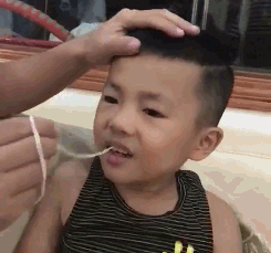 小猫咪的坏心思多的很 动图 在看美女主播时你的样子(小猫咪能有什么坏心思呢嘉紫升)